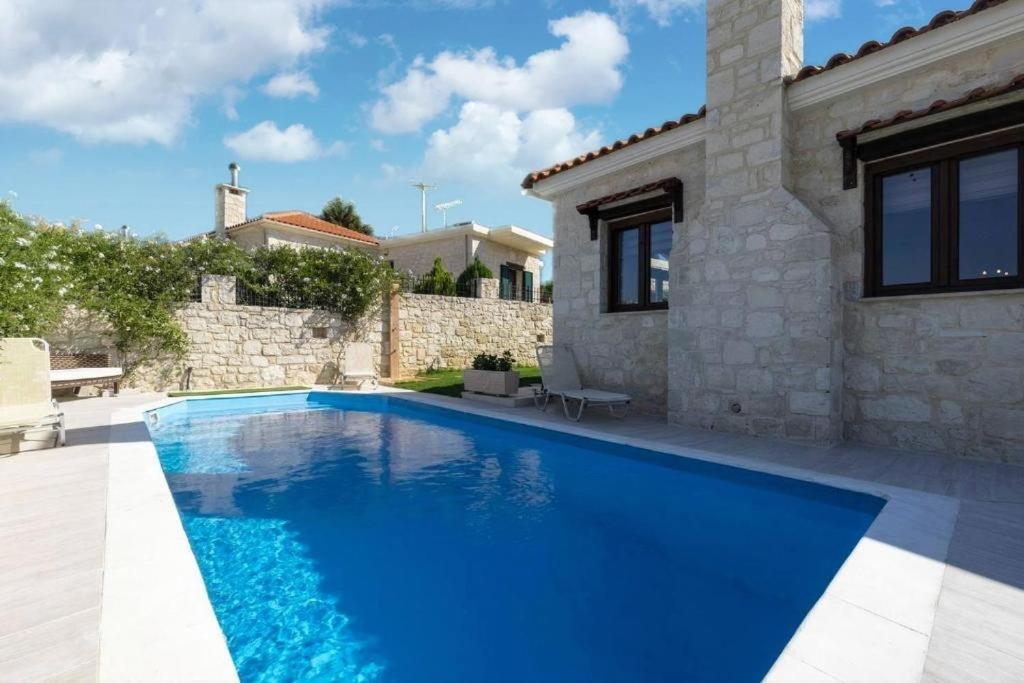Heraklion Twins House - Private Pool Retreat Episkopí- Rethimno Buitenkant foto